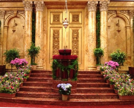 Shearith Israel Sanctuary on Shavuot